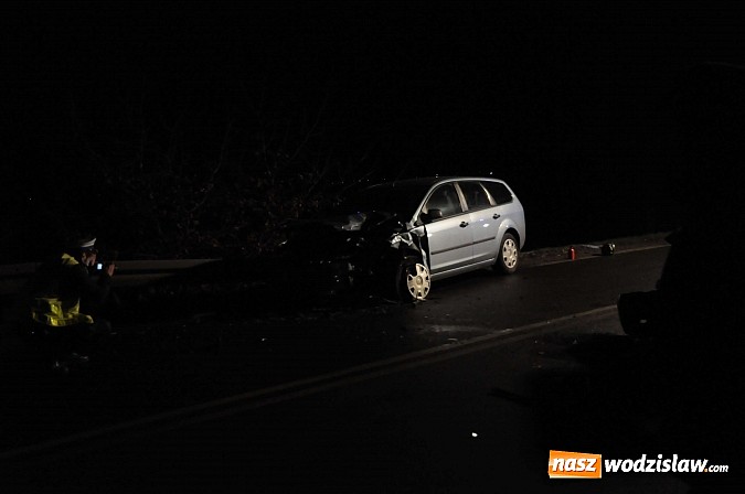 Zdjęcie w galerii na portalu naszwodzislaw.com: Czołowe zderzenie na trasie do Lubomi wiadomości z regionu