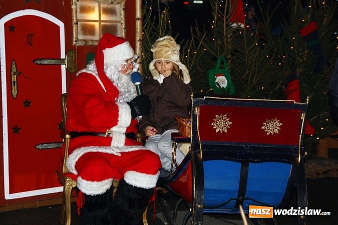 Zdjęcie w galerii na portalu naszwodzislaw.com: Wodzisławianie świętowali wspólnie na rynku - fotorelacja wiadomości z regionu