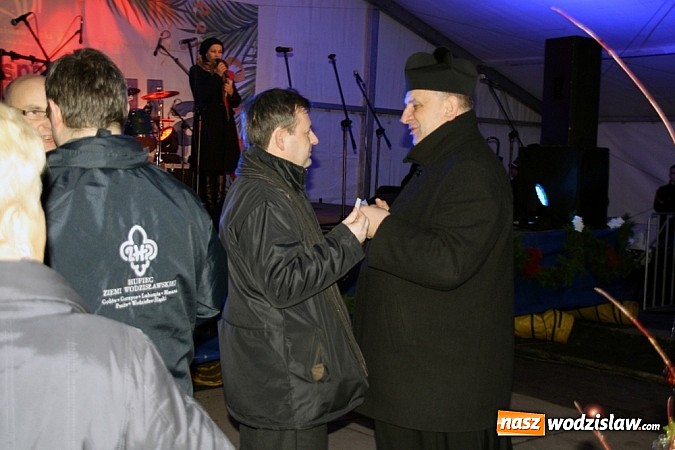 Zdjęcie w galerii na portalu naszwodzislaw.com: Wodzisławianie świętowali wspólnie na rynku - fotorelacja wiadomości z regionu