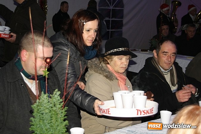 Zdjęcie w galerii na portalu naszwodzislaw.com: Wodzisławianie świętowali wspólnie na rynku - fotorelacja wiadomości z regionu