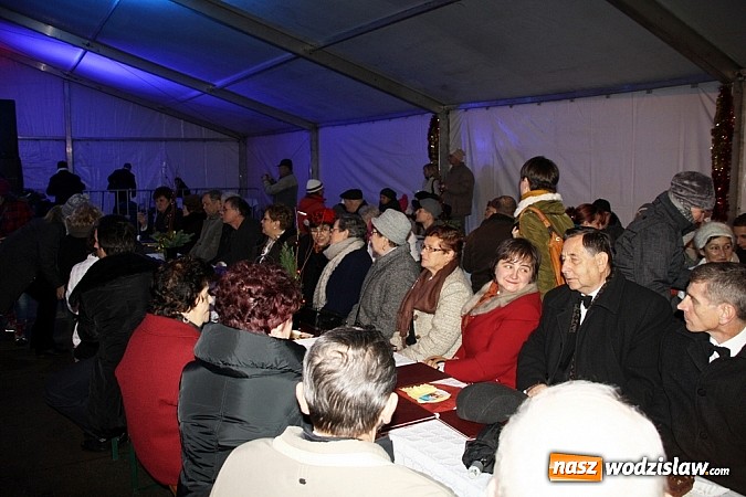 Zdjęcie w galerii na portalu naszwodzislaw.com: Wodzisławianie świętowali wspólnie na rynku - fotorelacja wiadomości z regionu