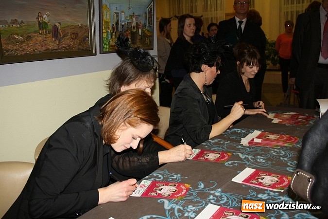 Zdjęcie w galerii na portalu naszwodzislaw.com: Więzi rodzinne w MOK - fotorelacja wiadomości z regionu