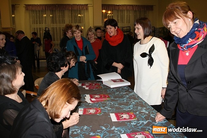 Zdjęcie w galerii na portalu naszwodzislaw.com: Więzi rodzinne w MOK - fotorelacja wiadomości z regionu