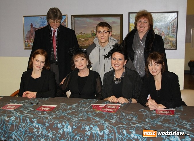 Zdjęcie w galerii na portalu naszwodzislaw.com: Więzi rodzinne w MOK - fotorelacja wiadomości z regionu