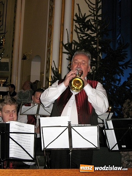 Zdjęcie w galerii na portalu naszwodzislaw.com: Kolędy świata zabrzmiały w lubomskim kościele wiadomości z regionu