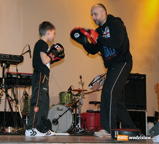 Zdjęcie w galerii na portalu naszwodzislaw.com: Zagrali dla Klaudii w Wodzisławskim Centrum Kultury wiadomości z regionu