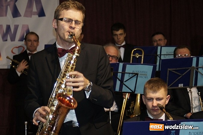 Zdjęcie w galerii na portalu naszwodzislaw.com: Zagrali jak z nut. Pierwszy koncert gminnej orkiestry wiadomości z regionu