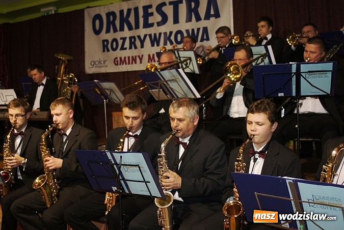 Zdjęcie w galerii na portalu naszwodzislaw.com: Zagrali jak z nut. Pierwszy koncert gminnej orkiestry wiadomości z regionu