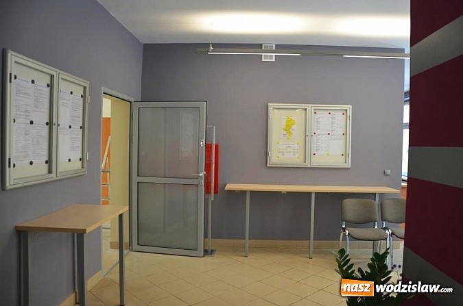 Zdjęcie w galerii na portalu naszwodzislaw.com: Biuro paszportowe w Wodzisławiu Śl. wznawia działalność wiadomości z regionu