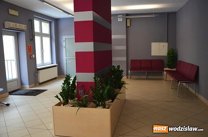 Zdjęcie w galerii na portalu naszwodzislaw.com: Biuro paszportowe w Wodzisławiu Śl. wznawia działalność wiadomości z regionu