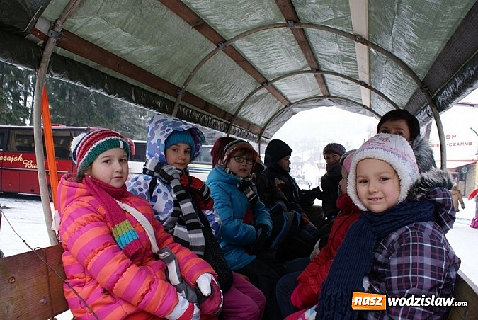 Zdjęcie w galerii na portalu naszwodzislaw.com: Przednia zabawa w czasie kuligu wiadomości z regionu