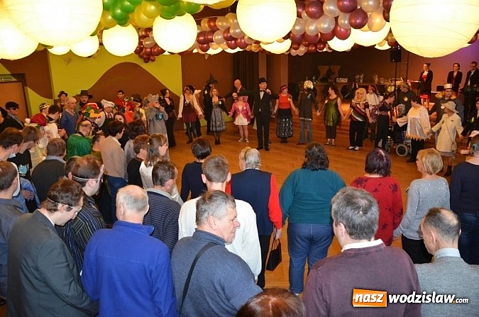 Zdjęcie w galerii na portalu naszwodzislaw.com: Niepełnosprawni bawili się na maskowym balu karnawałowym wiadomości z regionu