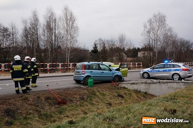 Zdjęcie w galerii na portalu naszwodzislaw.com: Pijany kierowca spowodował wypadek. W organizmie miał trzy promile alkoholu wiadomości z regionu