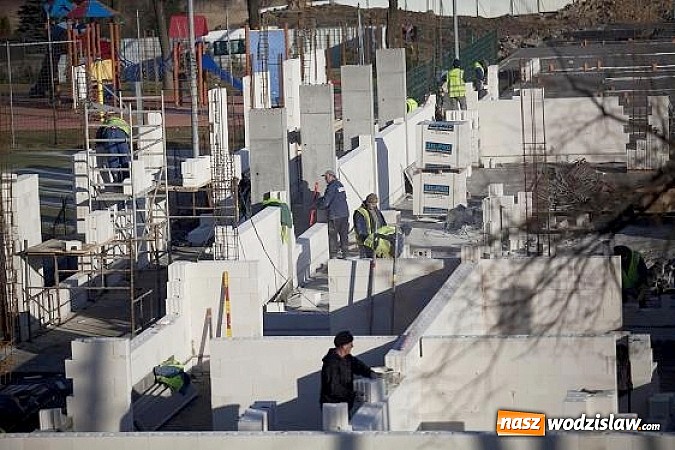 Zdjęcie w galerii na portalu naszwodzislaw.com: Przedszkole na Głożynach buduje się pełną parą wiadomości z regionu