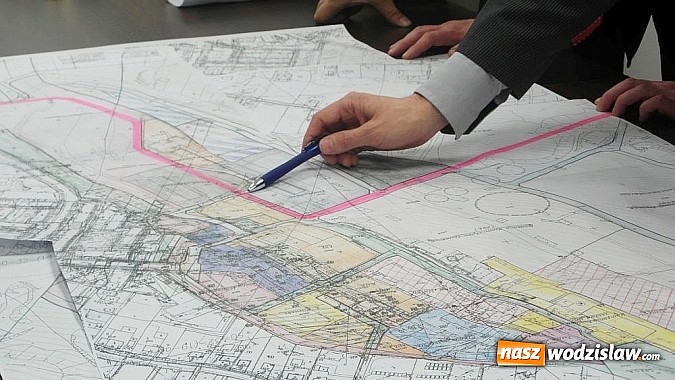 Zdjęcie w galerii na portalu naszwodzislaw.com: Rozmawiali o rozwoju strefy inwestycyjnej wiadomości z regionu