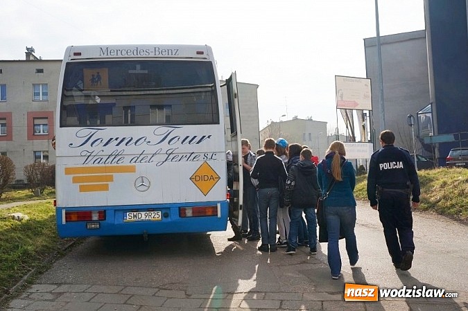 Zdjęcie w galerii na portalu naszwodzislaw.com: Uzależnienie - i co dalej? wiadomości z regionu