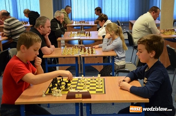 Zdjęcie w galerii na portalu naszwodzislaw.com: Znamy mistrzów powiatu w szachach wiadomości z regionu