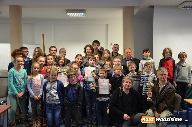Zdjęcie w galerii na portalu naszwodzislaw.com: Znamy mistrzów powiatu w szachach wiadomości z regionu