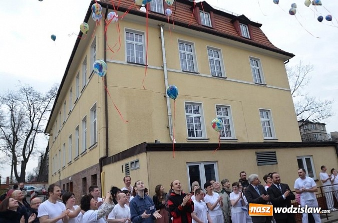 Zdjęcie w galerii na portalu naszwodzislaw.com: Pierwsza w regionie pralnia blue lagoon ruszyła w Wodzisławiu Śl. wiadomości z regionu