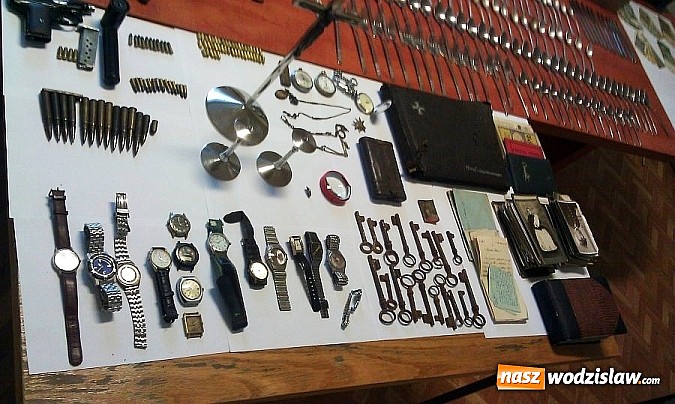Zdjęcie w galerii na portalu naszwodzislaw.com: Kolekcjonerzy antyków w rękach policji wiadomości z regionu
