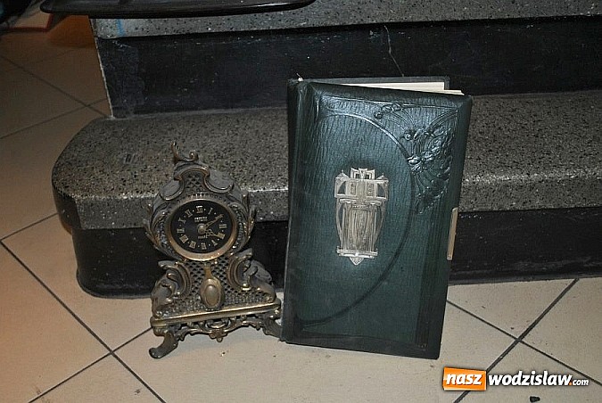 Zdjęcie w galerii na portalu naszwodzislaw.com: Kolekcjonerzy antyków w rękach policji wiadomości z regionu