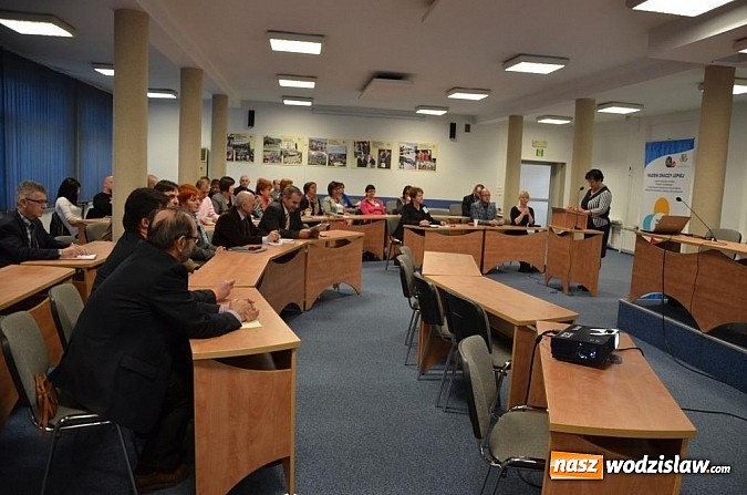 Zdjęcie w galerii na portalu naszwodzislaw.com: Razem znaczy lepiej - spotkanie w powiecie wiadomości z regionu