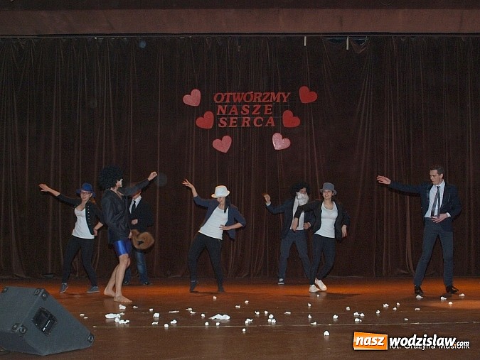 Zdjęcie w galerii na portalu naszwodzislaw.com: Uczniowie otworzyli serca dla swoich kolegów wiadomości z regionu