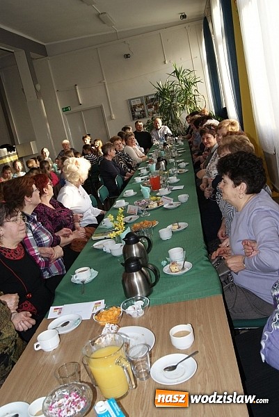 Zdjęcie w galerii na portalu naszwodzislaw.com: W Kolonii Fryderyk przywitali wiosnę tradycyjnym topieniem i paleniem marzanny wiadomości z regionu