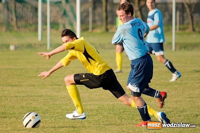 Zdjęcie w galerii na portalu naszwodzislaw.com: Udany rewanż Polonii w Raciborzu wiadomości z regionu