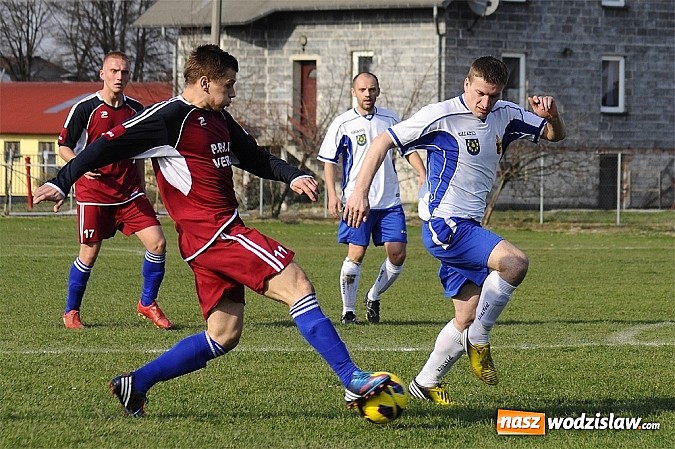 Zdjęcie w galerii na portalu naszwodzislaw.com: Wygrana Płomienia na początek rundy wiosennej wiadomości z regionu