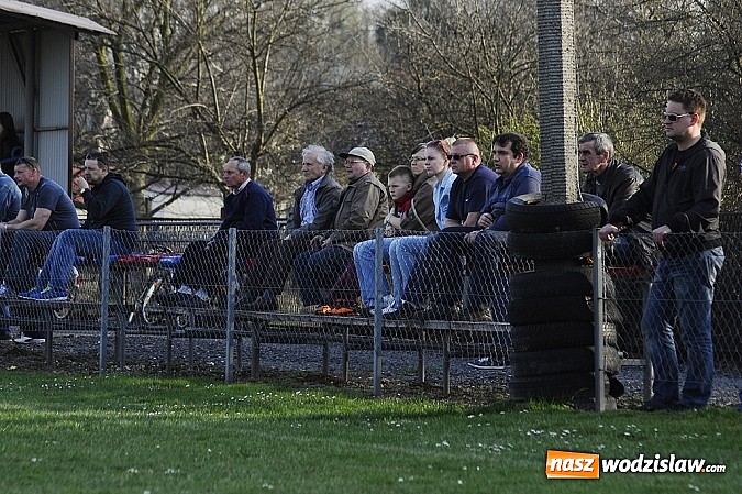 Zdjęcie w galerii na portalu naszwodzislaw.com: Wygrana Płomienia na początek rundy wiosennej wiadomości z regionu