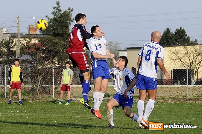 Zdjęcie w galerii na portalu naszwodzislaw.com: Wygrana Płomienia na początek rundy wiosennej wiadomości z regionu