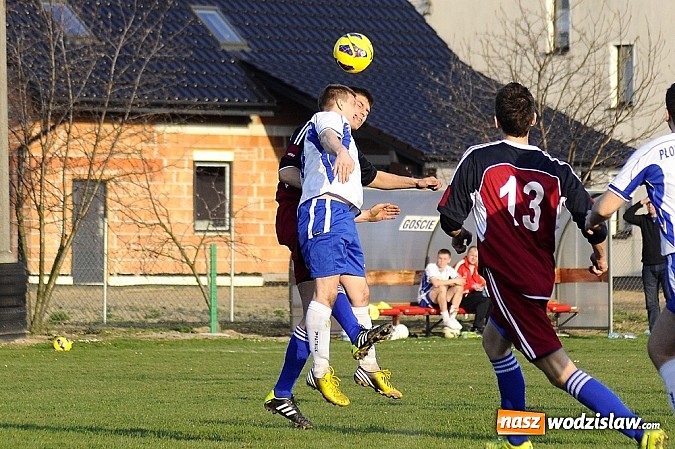 Zdjęcie w galerii na portalu naszwodzislaw.com: Wygrana Płomienia na początek rundy wiosennej wiadomości z regionu