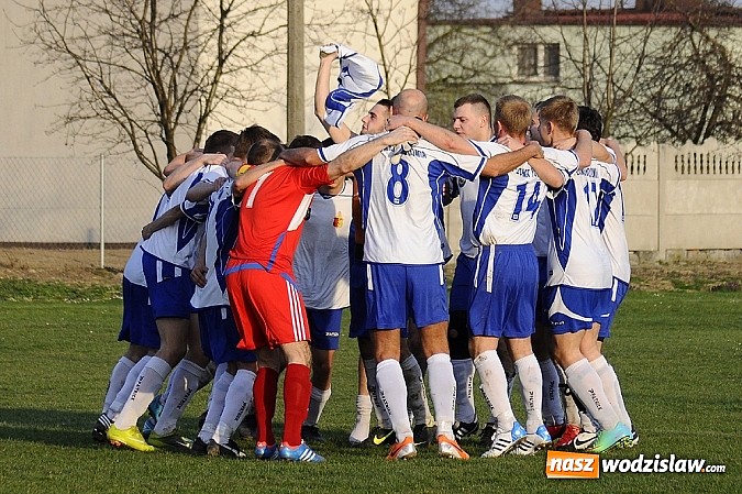 Zdjęcie w galerii na portalu naszwodzislaw.com: Wygrana Płomienia na początek rundy wiosennej wiadomości z regionu