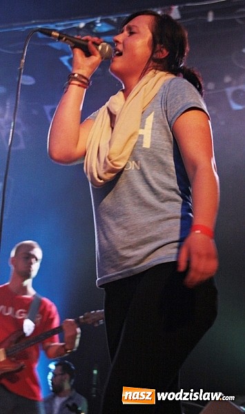 Zdjęcie w galerii na portalu naszwodzislaw.com: Kamil Bednarek wystąpił w Pszowie wiadomości z regionu