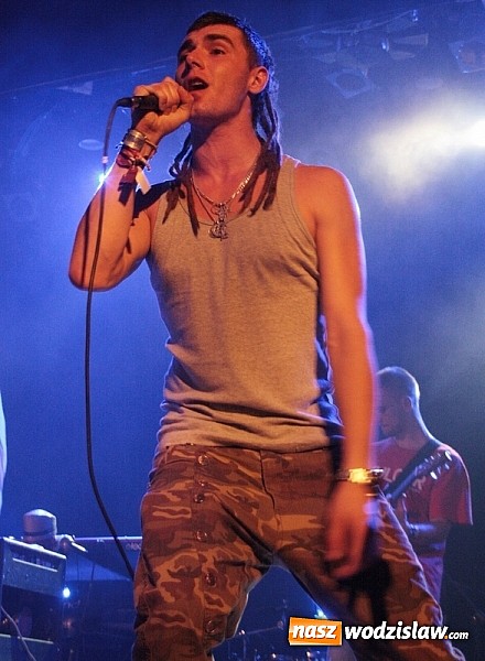 Zdjęcie w galerii na portalu naszwodzislaw.com: Kamil Bednarek wystąpił w Pszowie wiadomości z regionu