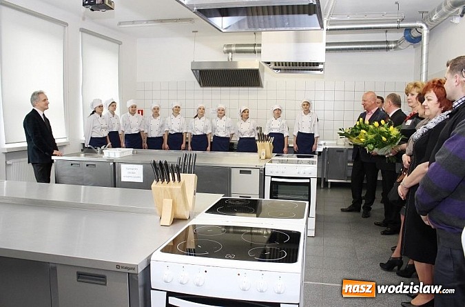 Zdjęcie w galerii na portalu naszwodzislaw.com: W ZSP nr 2 w Rydułtowach powstała nowoczesna pracownia gastronomiczna wiadomości z regionu