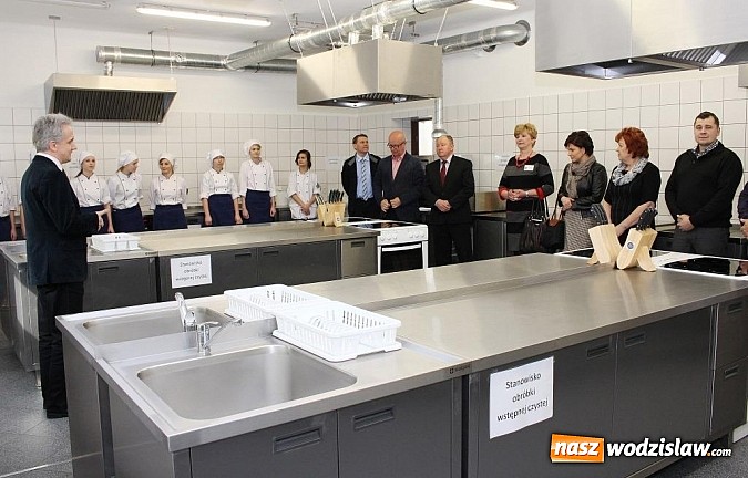 Zdjęcie w galerii na portalu naszwodzislaw.com: W ZSP nr 2 w Rydułtowach powstała nowoczesna pracownia gastronomiczna wiadomości z regionu