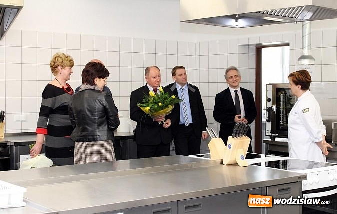 Zdjęcie w galerii na portalu naszwodzislaw.com: W ZSP nr 2 w Rydułtowach powstała nowoczesna pracownia gastronomiczna wiadomości z regionu