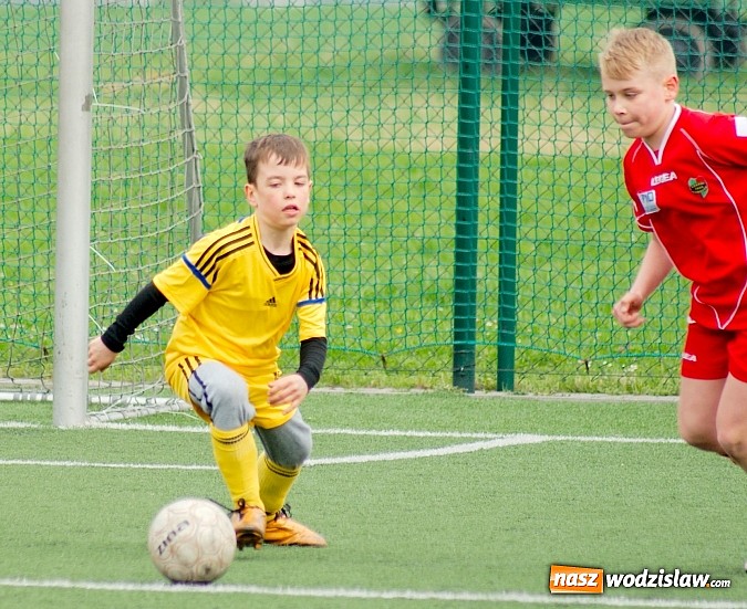 Zdjęcie w galerii na portalu naszwodzislaw.com: Duet Lamczyk-Cielusek pogromcą Tworkowa wiadomości z regionu