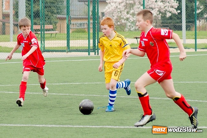 Zdjęcie w galerii na portalu naszwodzislaw.com: Duet Lamczyk-Cielusek pogromcą Tworkowa wiadomości z regionu