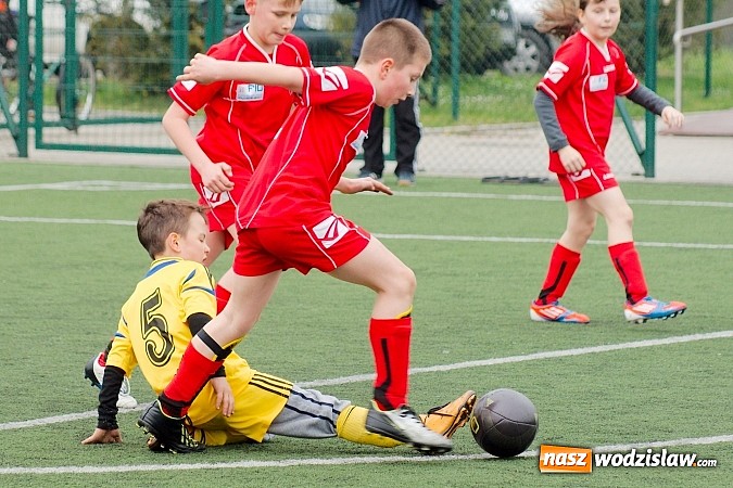 Zdjęcie w galerii na portalu naszwodzislaw.com: Duet Lamczyk-Cielusek pogromcą Tworkowa wiadomości z regionu