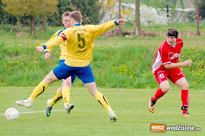 Zdjęcie w galerii na portalu naszwodzislaw.com: Starcie junior&oacute;w Rafako i Lubomi na remis wiadomości z regionu