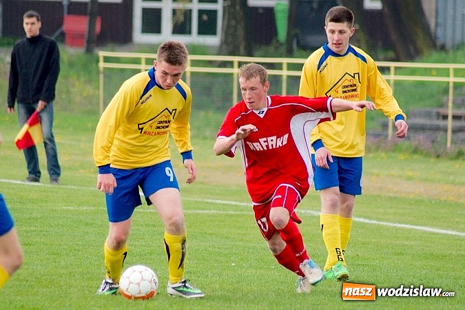Zdjęcie w galerii na portalu naszwodzislaw.com: Starcie junior&oacute;w Rafako i Lubomi na remis wiadomości z regionu