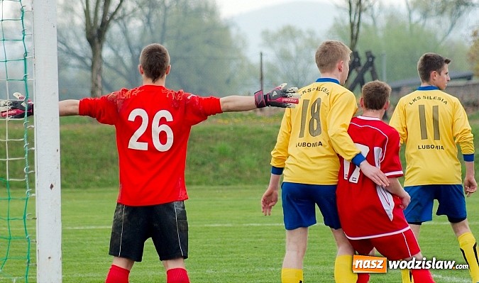 Zdjęcie w galerii na portalu naszwodzislaw.com: Starcie junior&oacute;w Rafako i Lubomi na remis wiadomości z regionu