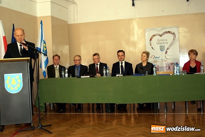 Zdjęcie w galerii na portalu naszwodzislaw.com: Władze gminy spotkały się z mieszkańcami wiadomości z regionu