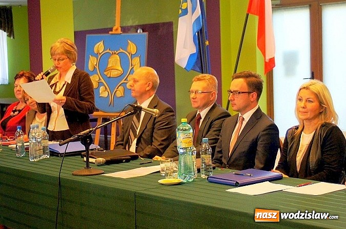 Zdjęcie w galerii na portalu naszwodzislaw.com: Władze gminy spotkały się z mieszkańcami wiadomości z regionu