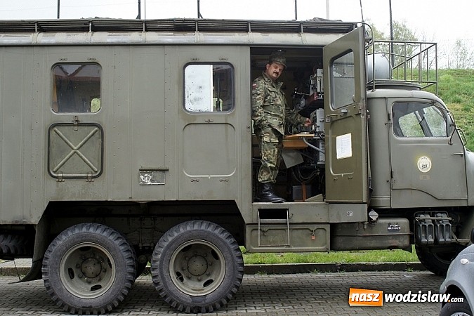 Zdjęcie w galerii na portalu naszwodzislaw.com: Dzień Otwarty klasy militarnej wiadomości z regionu