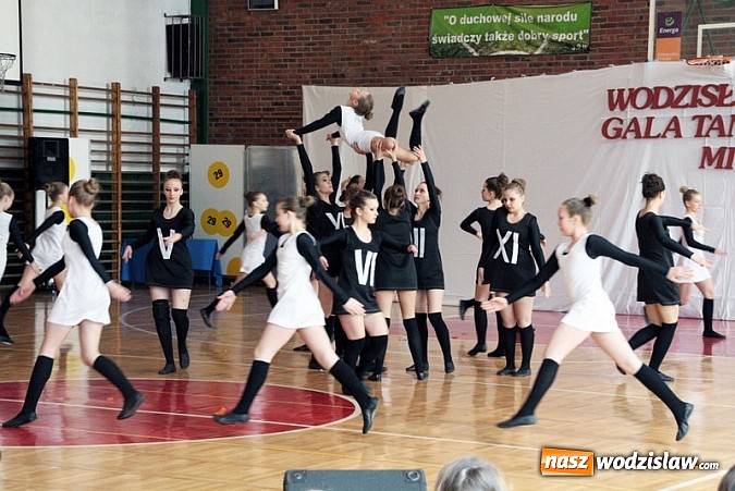 Zdjęcie w galerii na portalu naszwodzislaw.com: Czas na taneczne konfrontacje. Zbliża się Gala Taneczna „Mix 2015”!  wiadomości z regionu