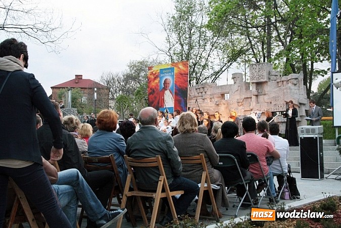 Zdjęcie w galerii na portalu naszwodzislaw.com: W Rydułtowach świętowali kanonizację Jana Pawła II wiadomości z regionu